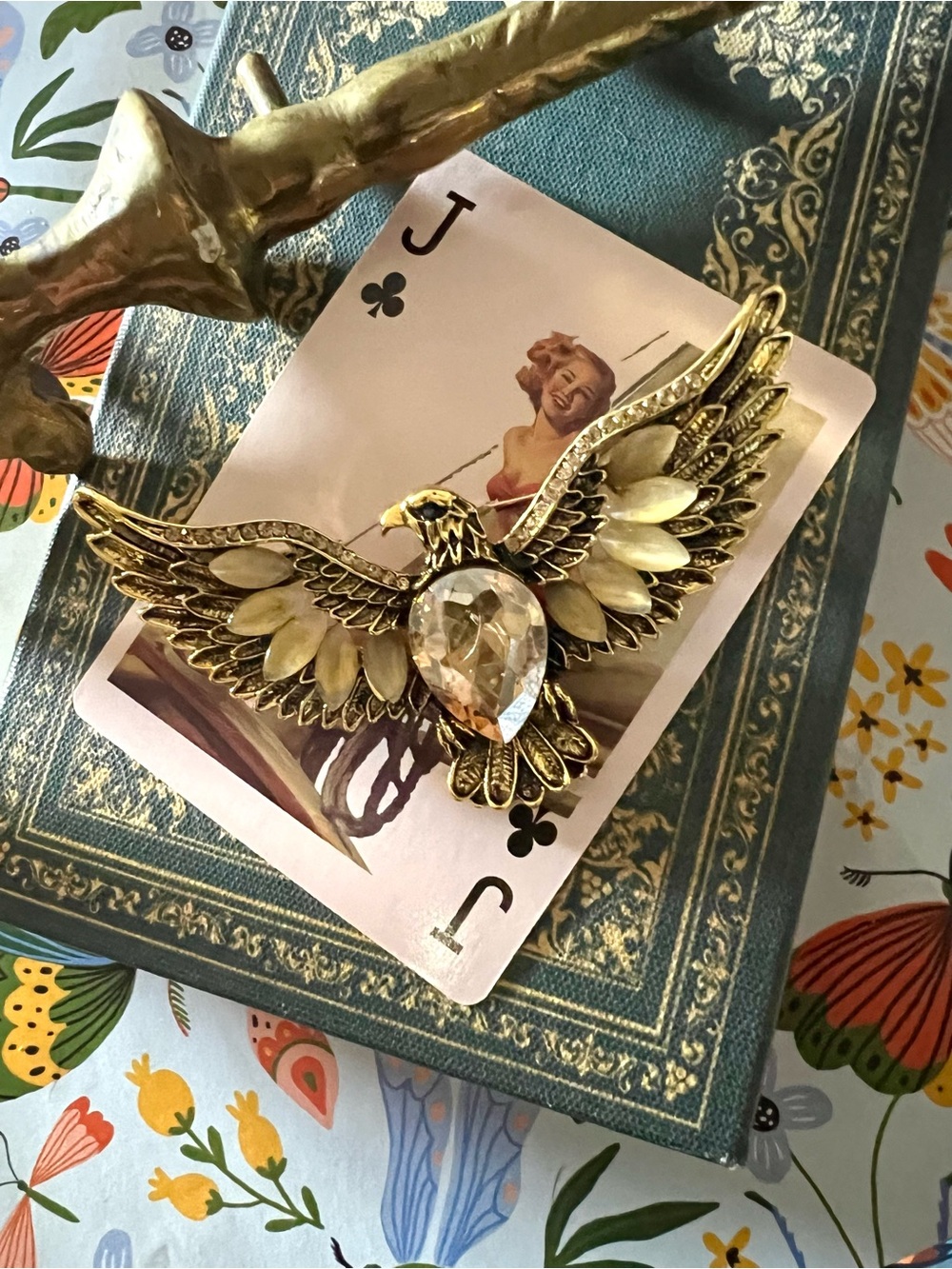 New! Aratta “Eagle Sky” Faux Topaz Rhinestone Beautiful Oversized Brooch